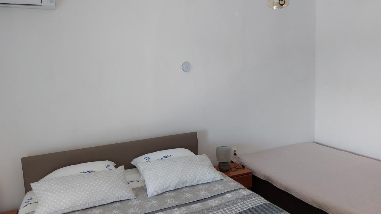 Apartment Tacoma Vrsar Bagian luar foto